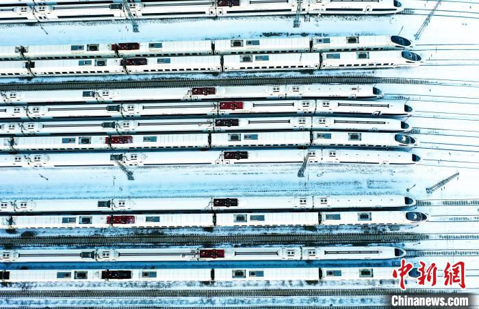 哈鐵管轄高鐵動車組。　哈鐵提供