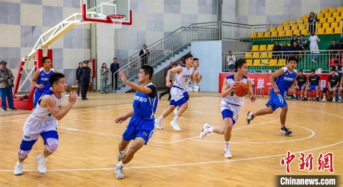 比賽現(xiàn)場?！≈鬓k方供圖