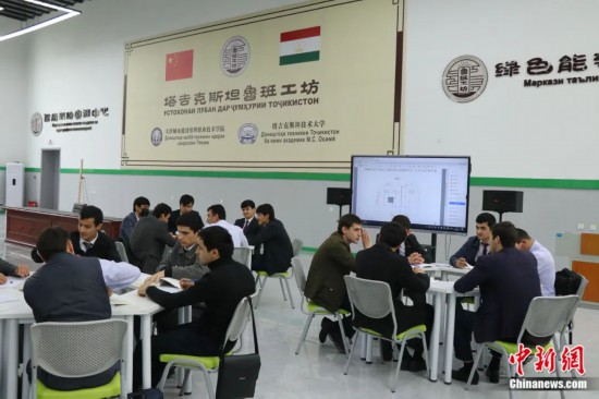 2023年4月，位于杜尚別的塔吉克斯坦魯班工坊課堂。張碩 攝