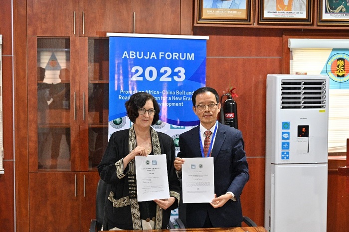 浙江師范大學(xué)非洲研究院與尼日利亞古紹研究所續(xù)簽戰(zhàn)略合作協(xié)議。浙江師范大學(xué)非洲研究院供圖