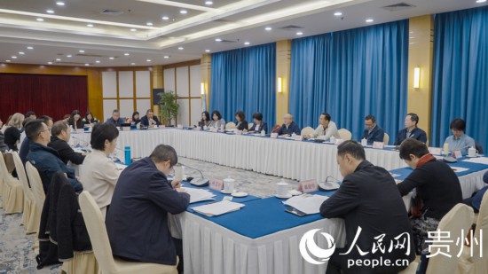 10月26日，歐亞國(guó)家媒體看貴州活動(dòng)在貴陽(yáng)啟動(dòng)。人民網(wǎng)記者 涂敏攝