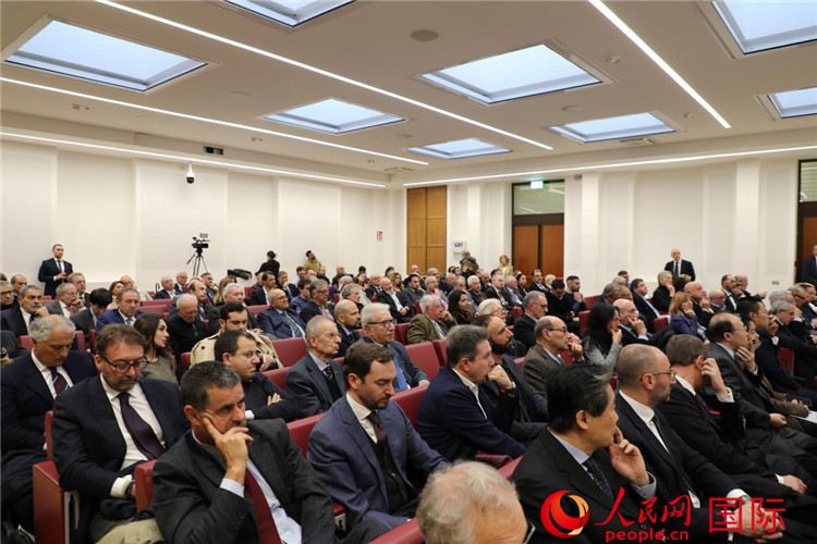 會議現(xiàn)場。人民網(wǎng)記者 謝亞宏攝