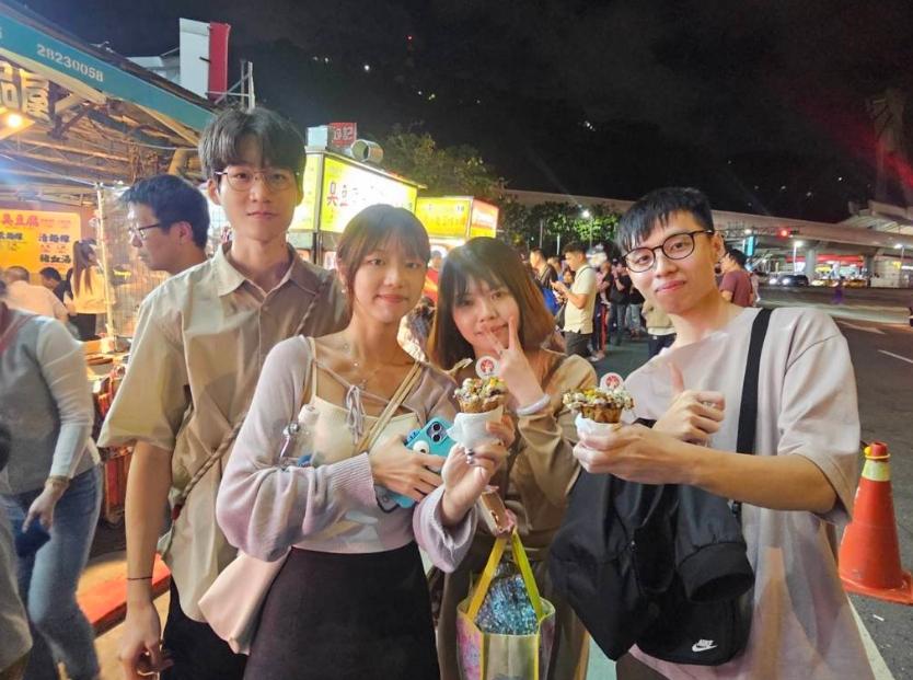 梅花糕受到臺灣年輕人的喜愛。圖片來源：臺灣“中時新聞網(wǎng)”游定剛攝