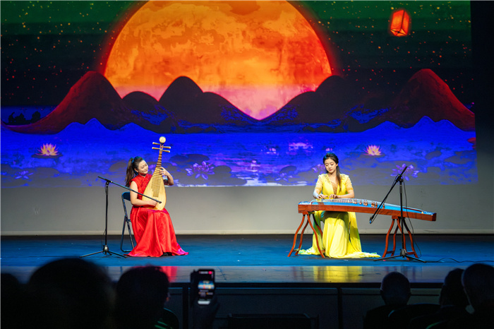  現(xiàn)場(chǎng)表演。中國駐希臘大使館供圖