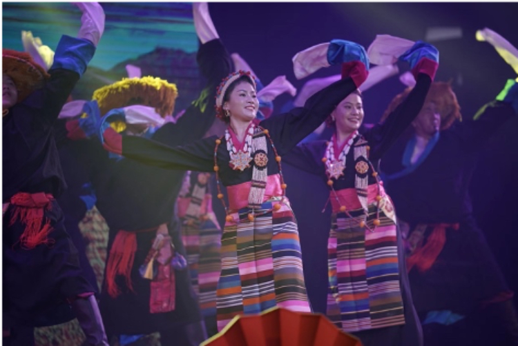 圖為2024“歡樂春節(jié)”中泰互致新春賀辭活動現(xiàn)場。 中國駐泰國大使館文化處供圖