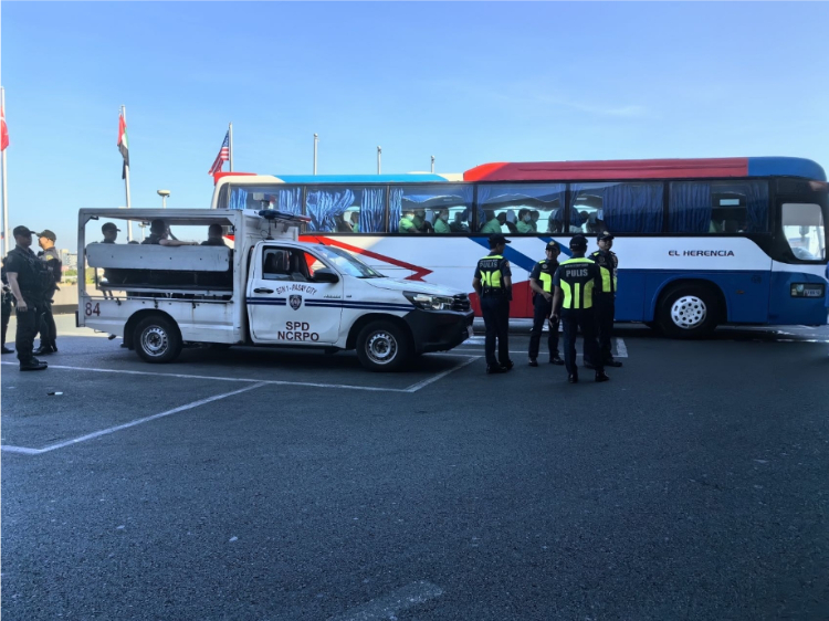 菲反有組織犯罪委員會(huì)等部門(mén)組織多次聯(lián)合突擊執(zhí)法。駐菲律賓使館供圖