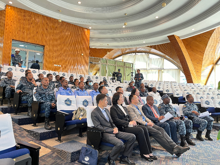 圖為埃塞俄比亞聯(lián)邦警察中文培訓(xùn)班開班儀式現(xiàn)場。亞的斯亞貝巴大學孔子學院供圖