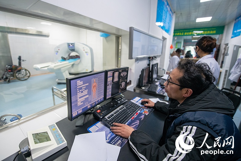 震中日記｜“謝謝，曼巴啦！”