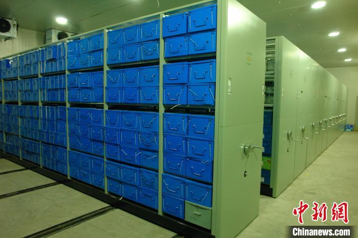 圖為國家農(nóng)作物種質(zhì)資源復(fù)份庫(西寧)?！∏嗪Ｊ∞r(nóng)業(yè)農(nóng)村廳供圖