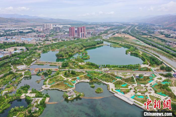 青海湟水規(guī)?；謭?chǎng)營(yíng)造林項(xiàng)目3年增加務(wù)工收入4億元