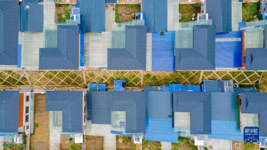 西藏林芝：易地搬遷，迎來幸福新生活