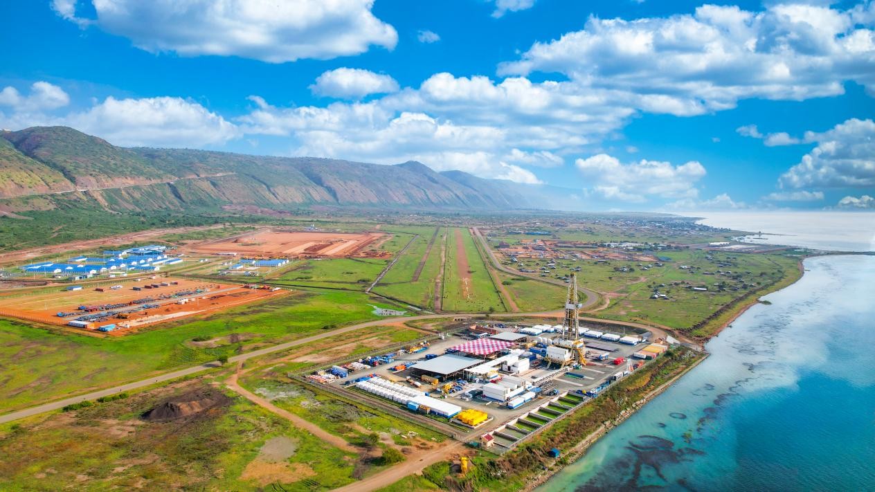 翠鳥油田開發(fā)項目現(xiàn)場航拍圖。田雨攝