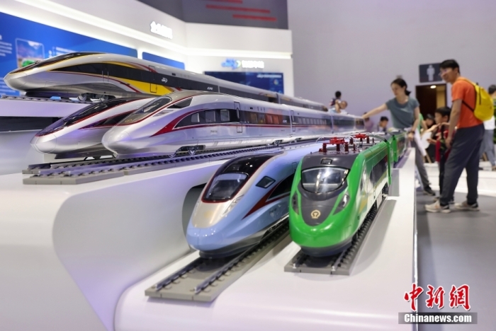 7月13日，第二十六屆北京科博會在北京國家會議中心開幕。圖為復興號系列動車組模型。<a target='_blank' href='/'><p  align=