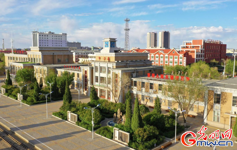 發(fā)現(xiàn)最美鐵路｜鐵龍奔騰！抒寫中歐班列草原絲路新篇章