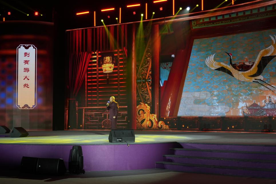 《菩薩蠻·黃鶴樓》節(jié)目現場。人民網記者 于凱攝