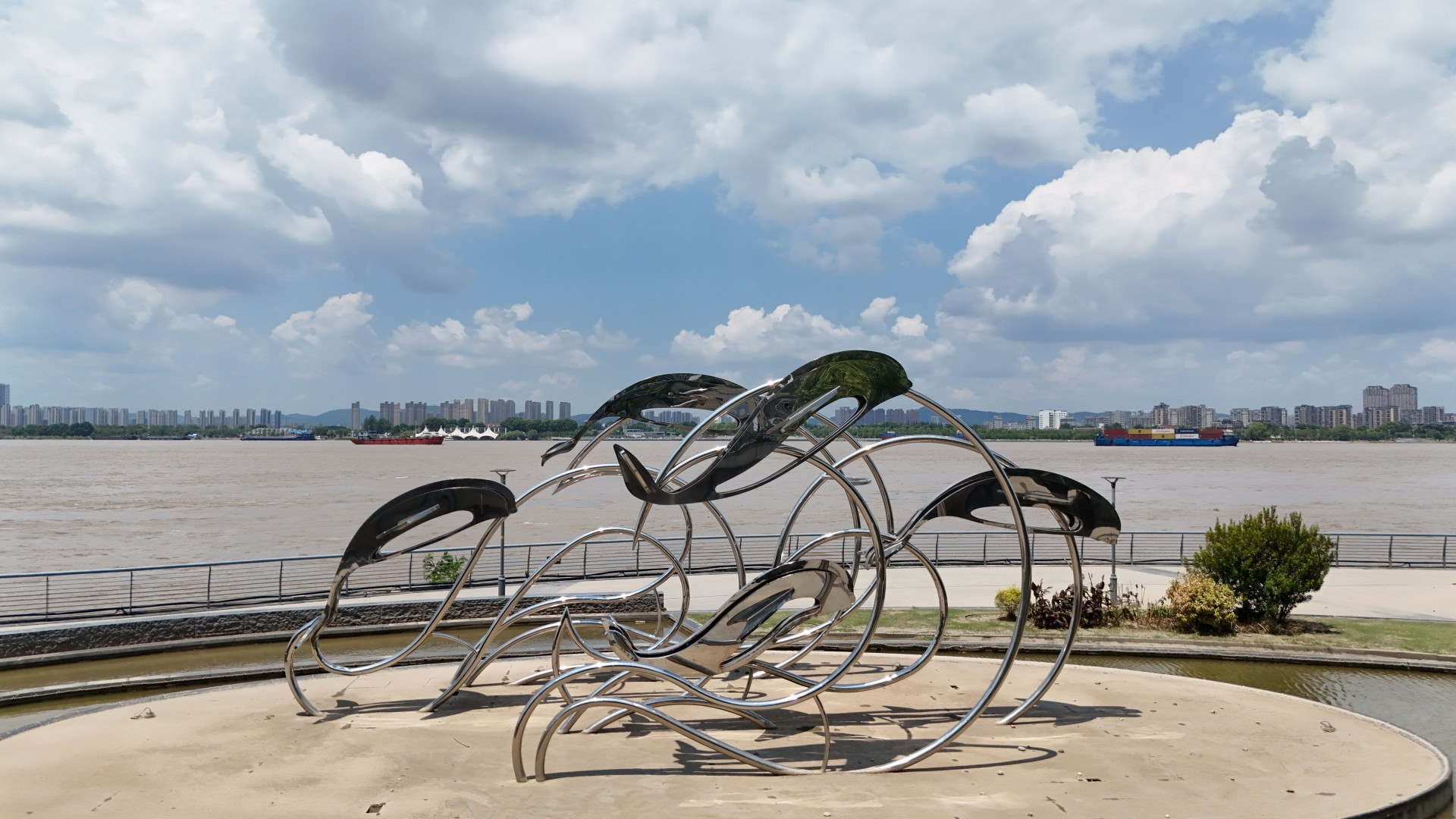 文化中國行 長江之歌丨微笑的江豚，從四千年前“游”來