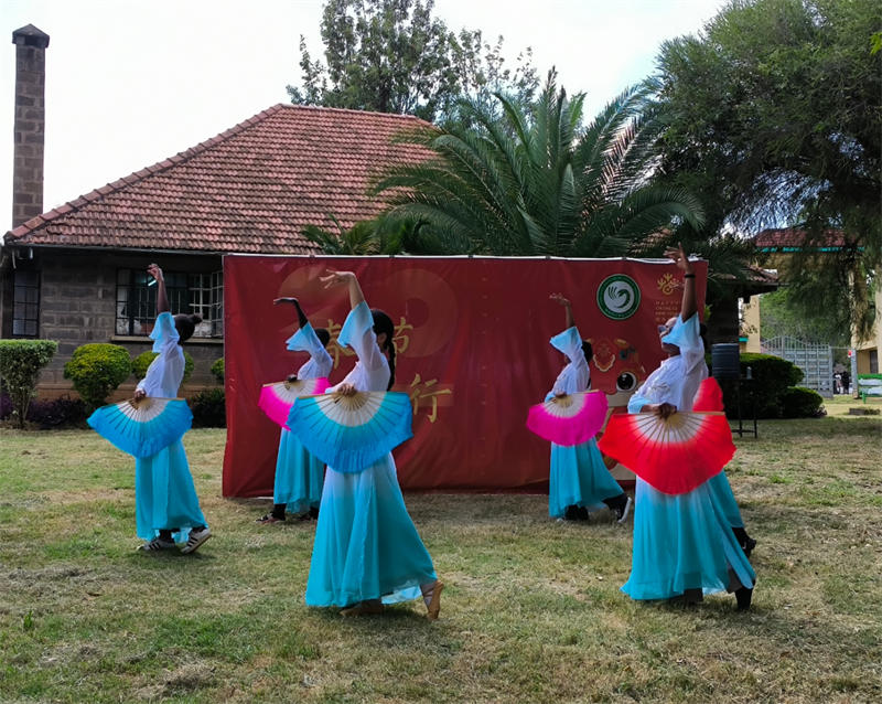 埃格頓大學(xué)春節(jié)體驗(yàn)活動(dòng)。埃格頓大學(xué)孔子學(xué)院供圖