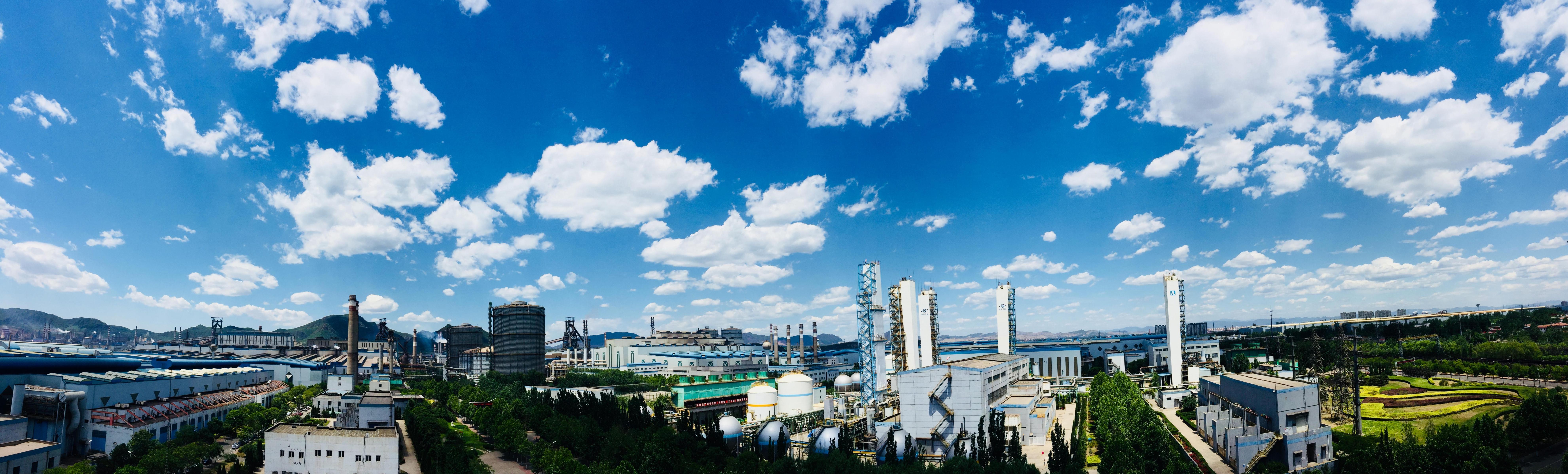 首鋼股份公司遷安鋼鐵公司。尹小龍攝