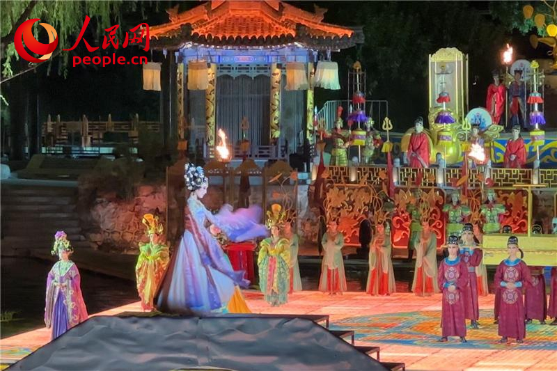 《長恨歌》演出現(xiàn)場。人民網記者 李志強攝