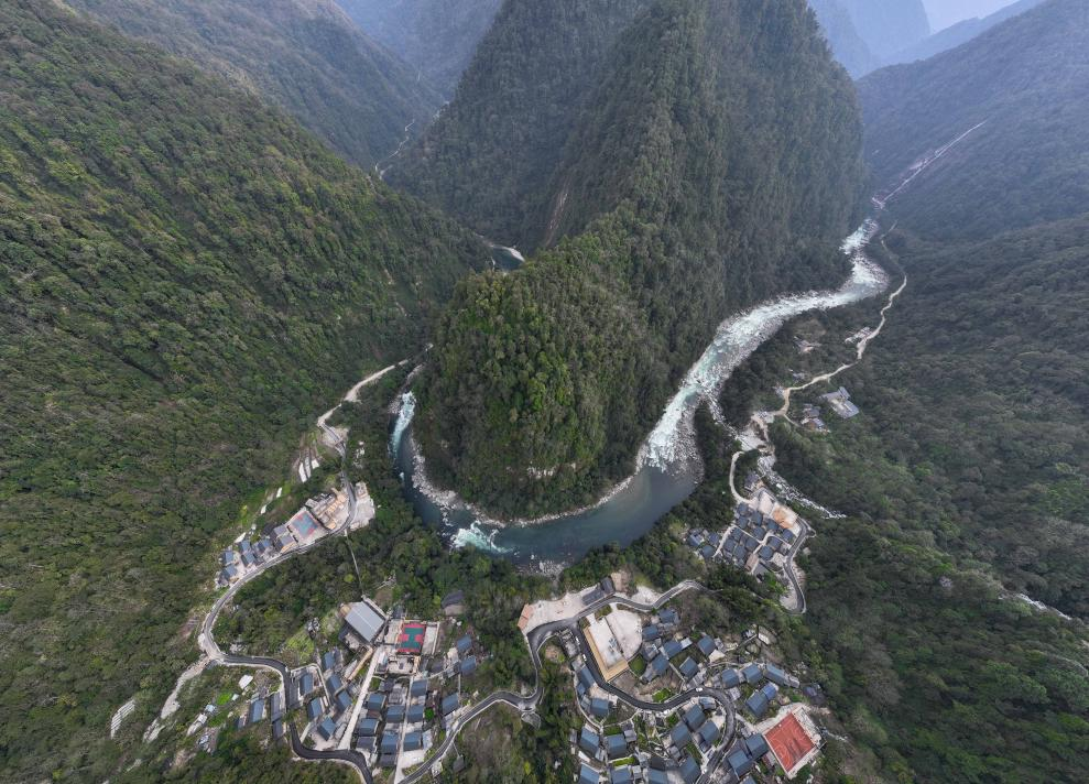 2023年3月10日，獨(dú)龍江航拍。