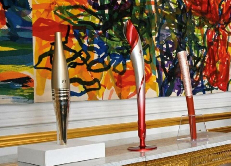 中法元首互贈的奧運(yùn)火炬。