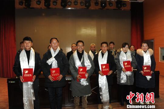 o 1è -é 1 è · è ¨ ° § -|