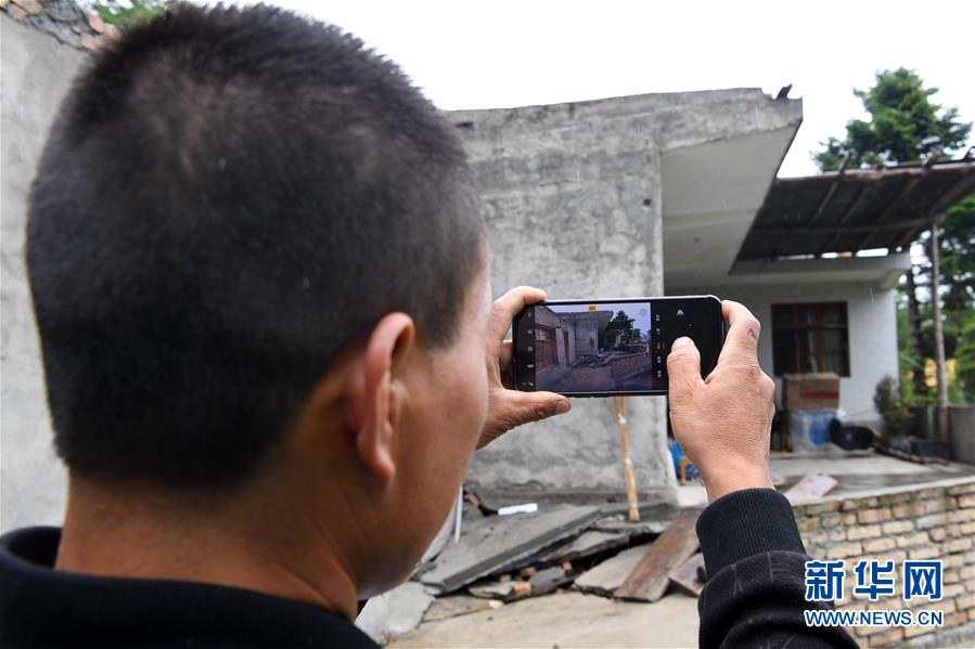 （新華全媒+）（5）千里“挪窩”，踏實(shí)開啟新生活