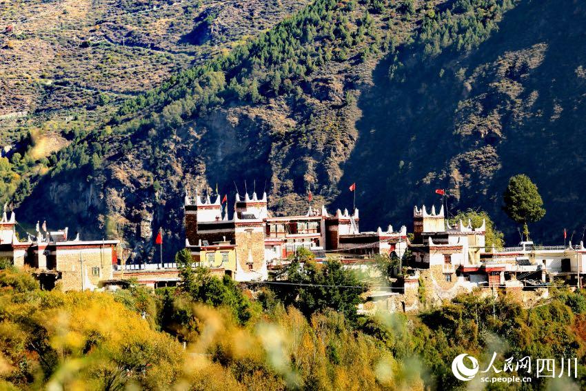 丹巴美景。李永安攝