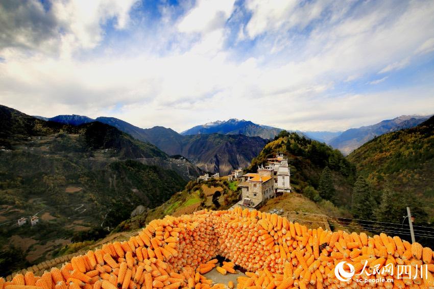 丹巴美景。李永安攝