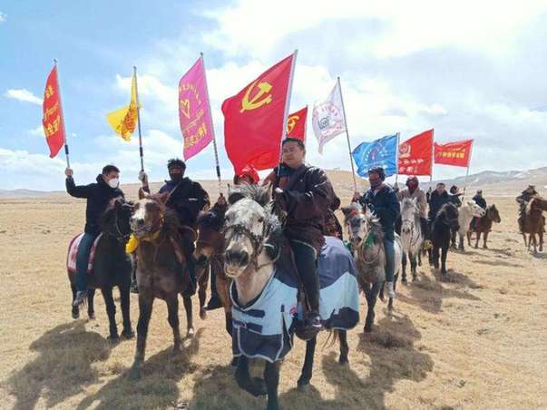 青?，斍撸厚R背宣講隊助推“1號”文件入腦走心