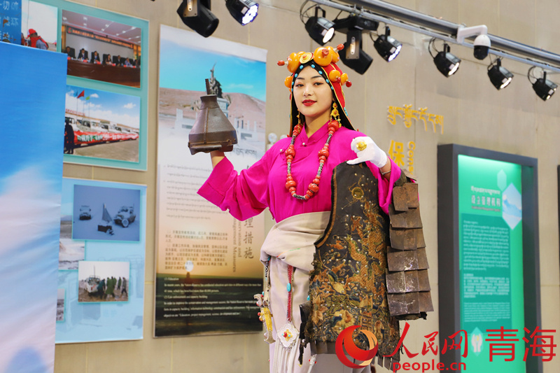 藏品展示。人民網(wǎng) 楊啟紅攝