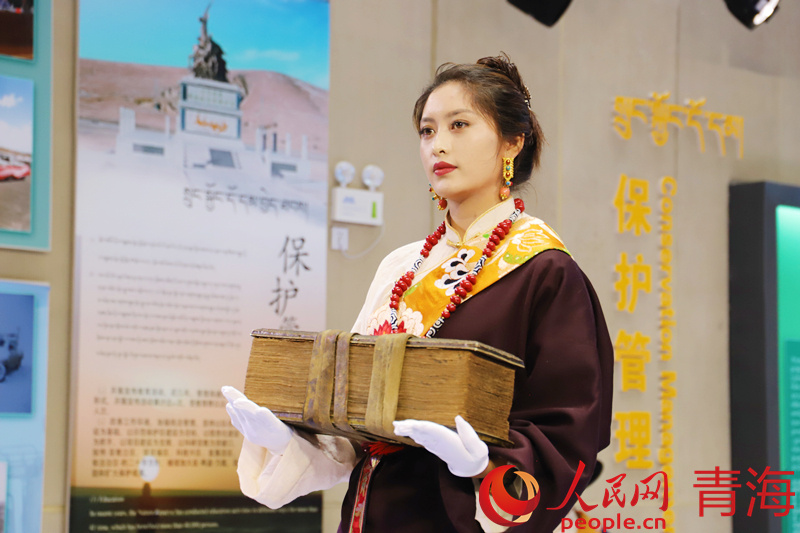 藏品展示。人民網(wǎng) 楊啟紅攝