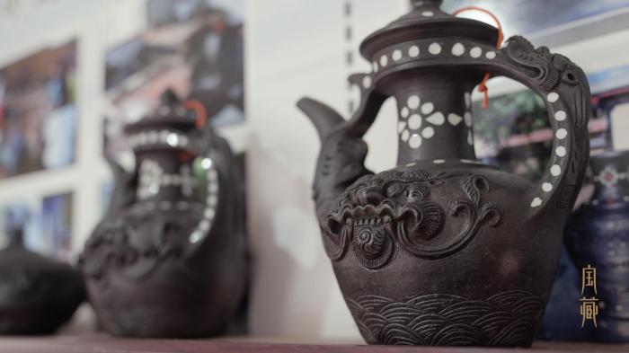 圖為尼西黑陶作品?！垍?攝