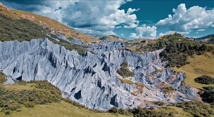 道孚縣墨石公園。甘孜州文旅局供圖