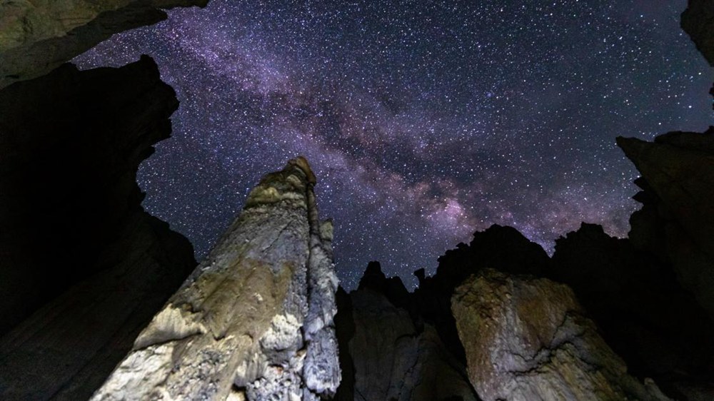 手可摘星辰。貢覺群培攝