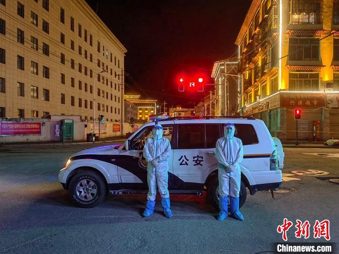 西藏吉?。菏匾坏缻徸o(hù)一座城