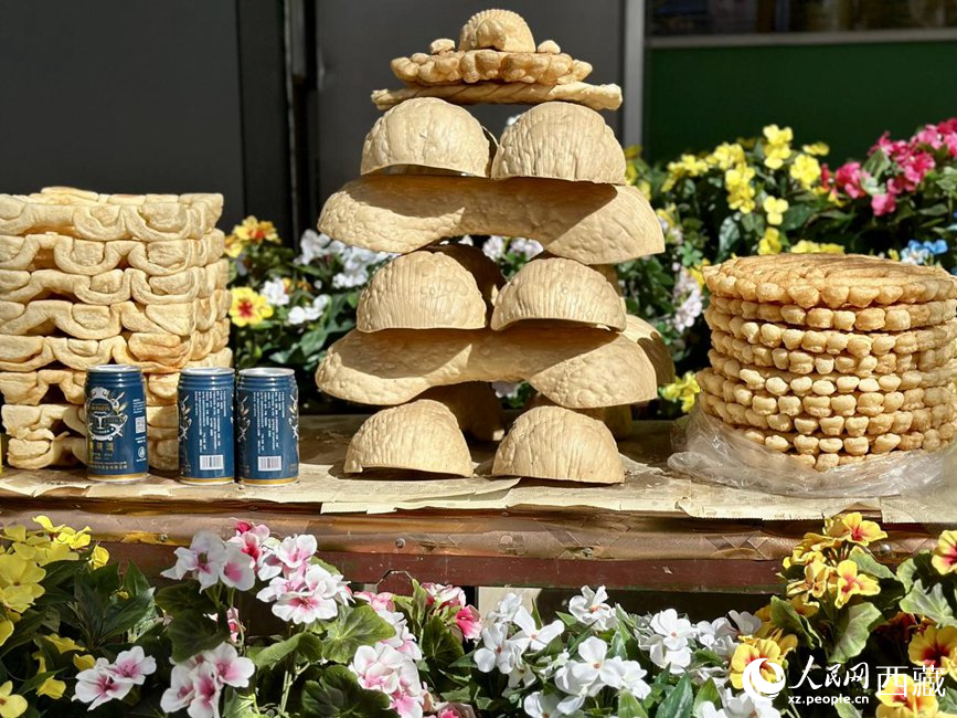 種類繁多的卡塞。人民網(wǎng) 次仁羅布攝