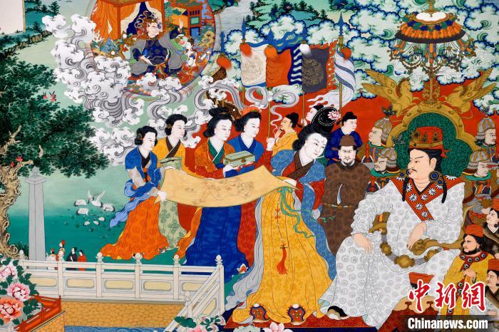 圖為5月16日，展覽中的新創(chuàng)唐卡作品(局部)?！±盍?攝