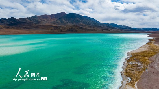 西藏阿里:色彩斑斕物瑪錯