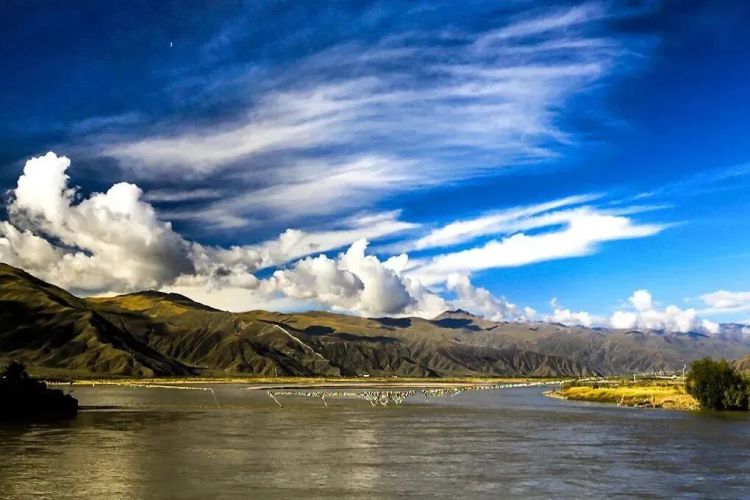 懂西藏的人，一定不會錯過林芝的秋天