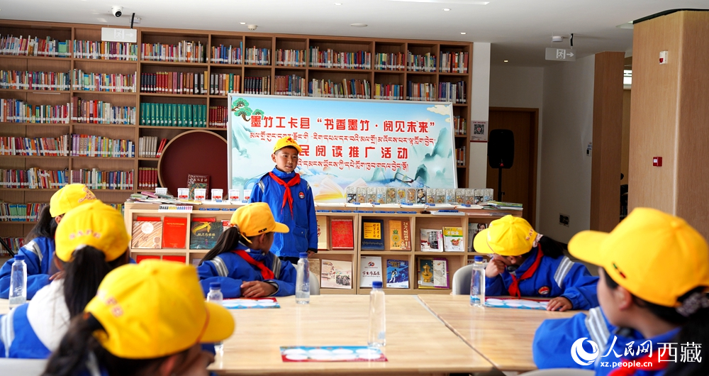 學生開展閱讀推廣活動。人民網記者 吳雨仁攝